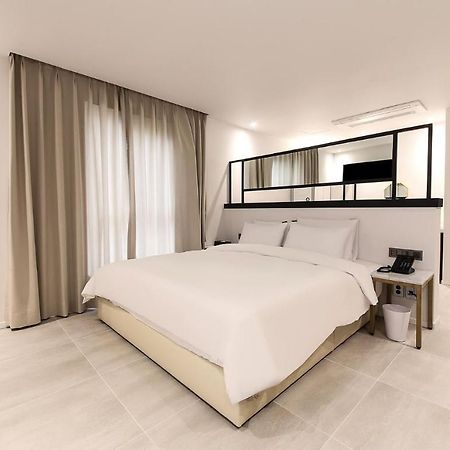 H Moment Hotel Songjeong بوسان المظهر الخارجي الصورة