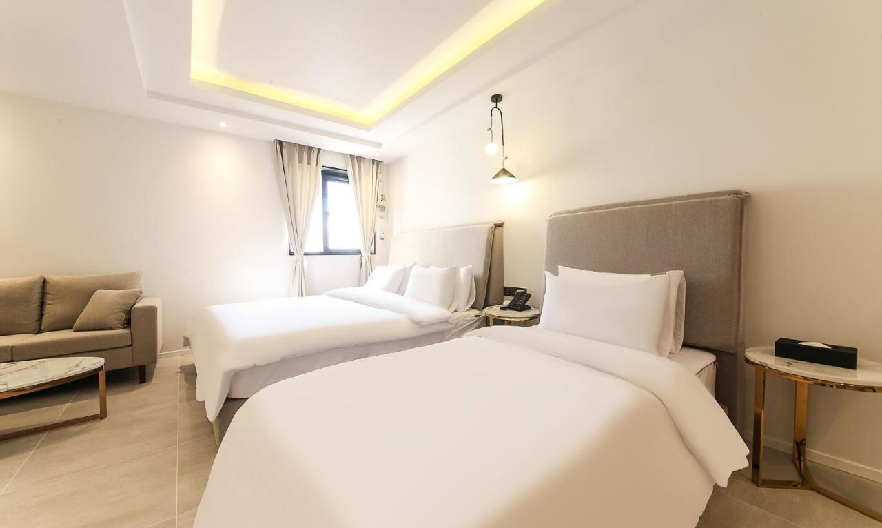H Moment Hotel Songjeong بوسان المظهر الخارجي الصورة