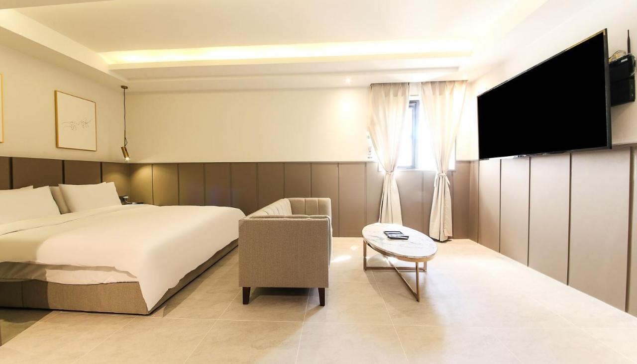 H Moment Hotel Songjeong بوسان المظهر الخارجي الصورة