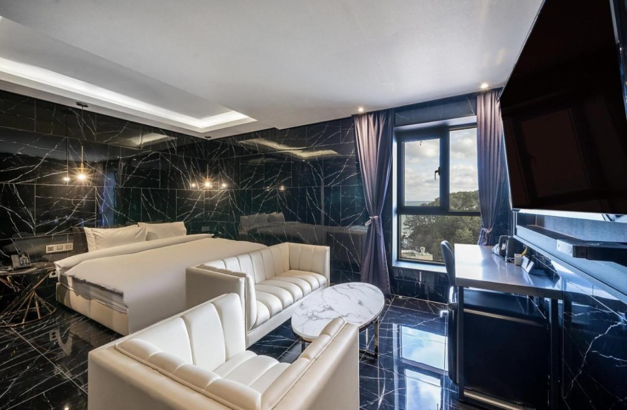 H Moment Hotel Songjeong بوسان المظهر الخارجي الصورة
