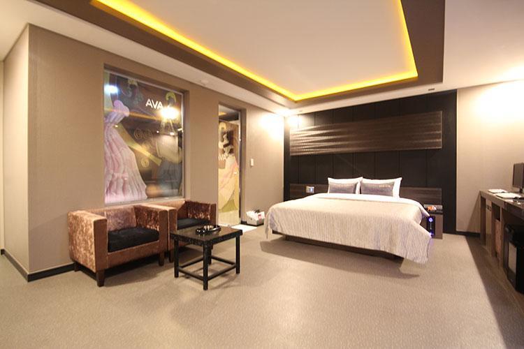 H Moment Hotel Songjeong بوسان المظهر الخارجي الصورة
