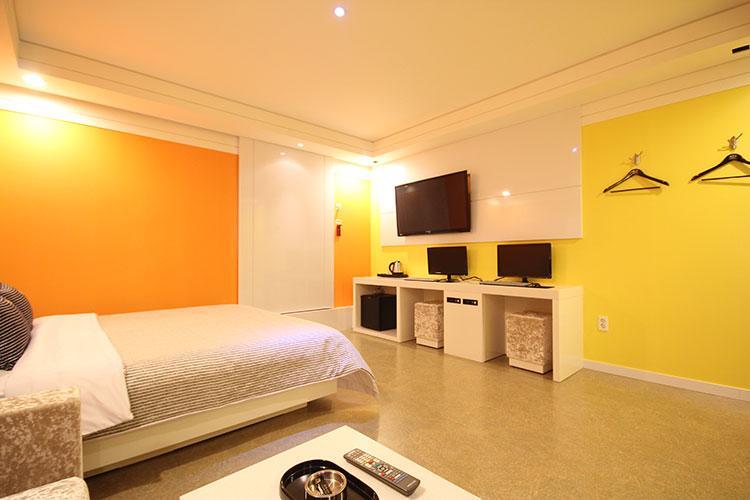 H Moment Hotel Songjeong بوسان المظهر الخارجي الصورة