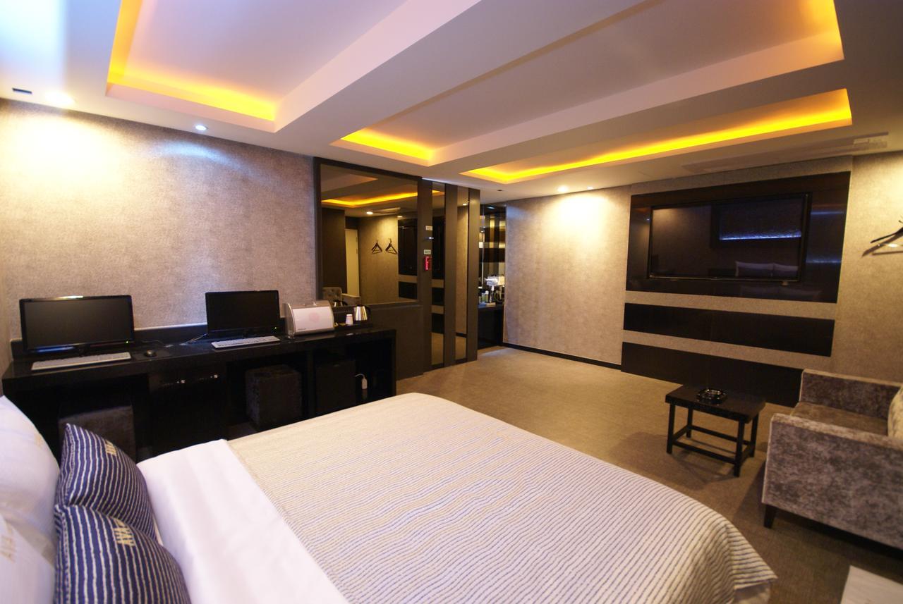 H Moment Hotel Songjeong بوسان المظهر الخارجي الصورة