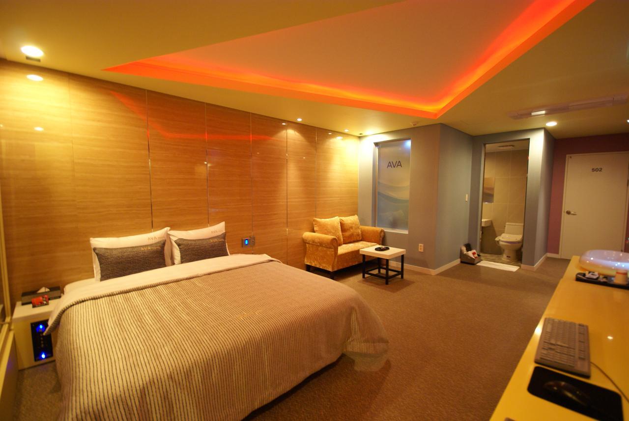 H Moment Hotel Songjeong بوسان المظهر الخارجي الصورة