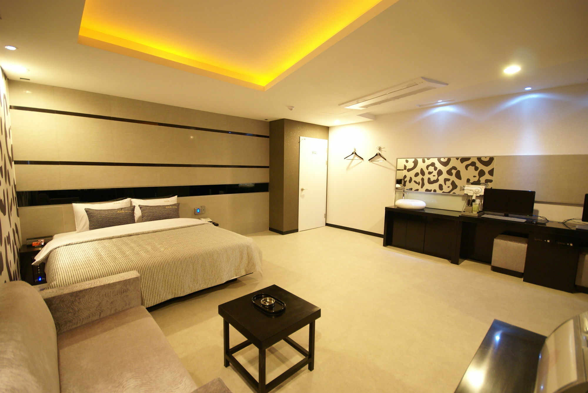 H Moment Hotel Songjeong بوسان المظهر الخارجي الصورة